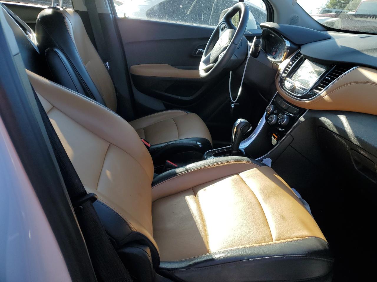 2019 Chevrolet Trax - Image 10