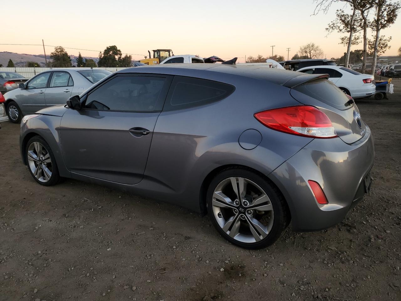 VIN KMHTC6AD8HU313922 2017 HYUNDAI VELOSTER no.2