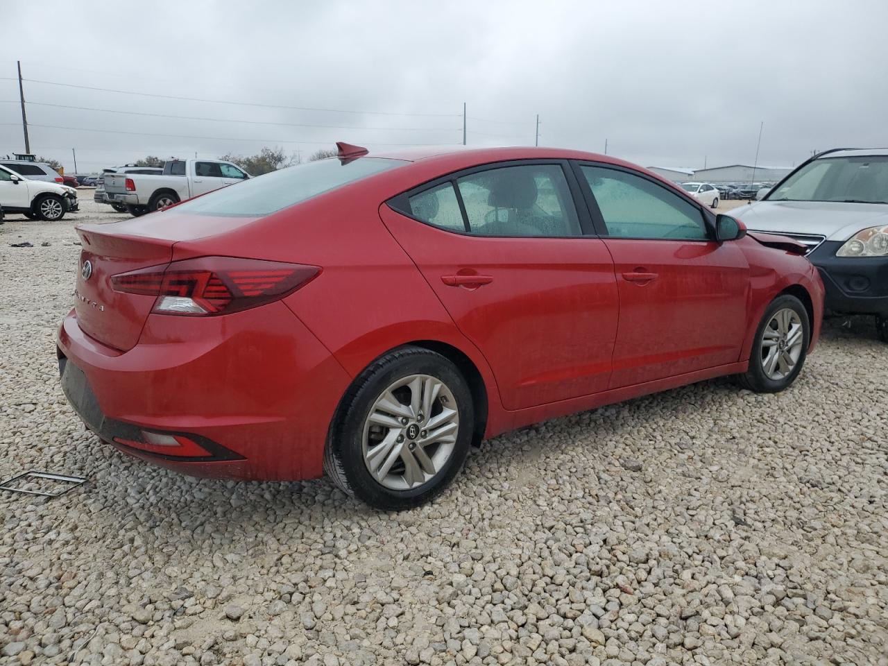2020 Hyundai Elantra - Image 3