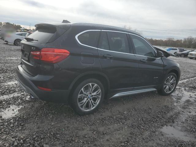  BMW X1 2016 Чорний