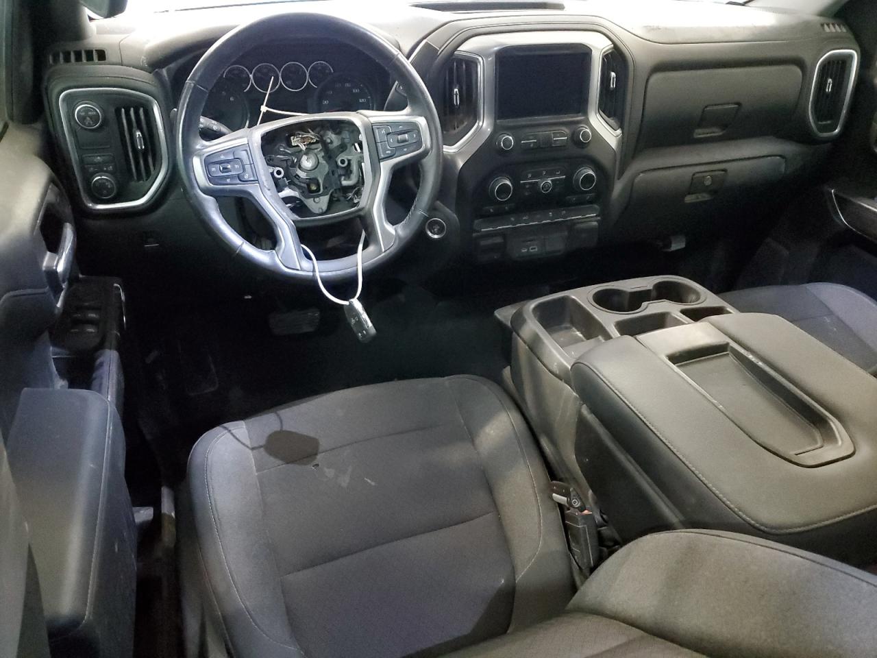 2021 Chevrolet Silverado - Image 8