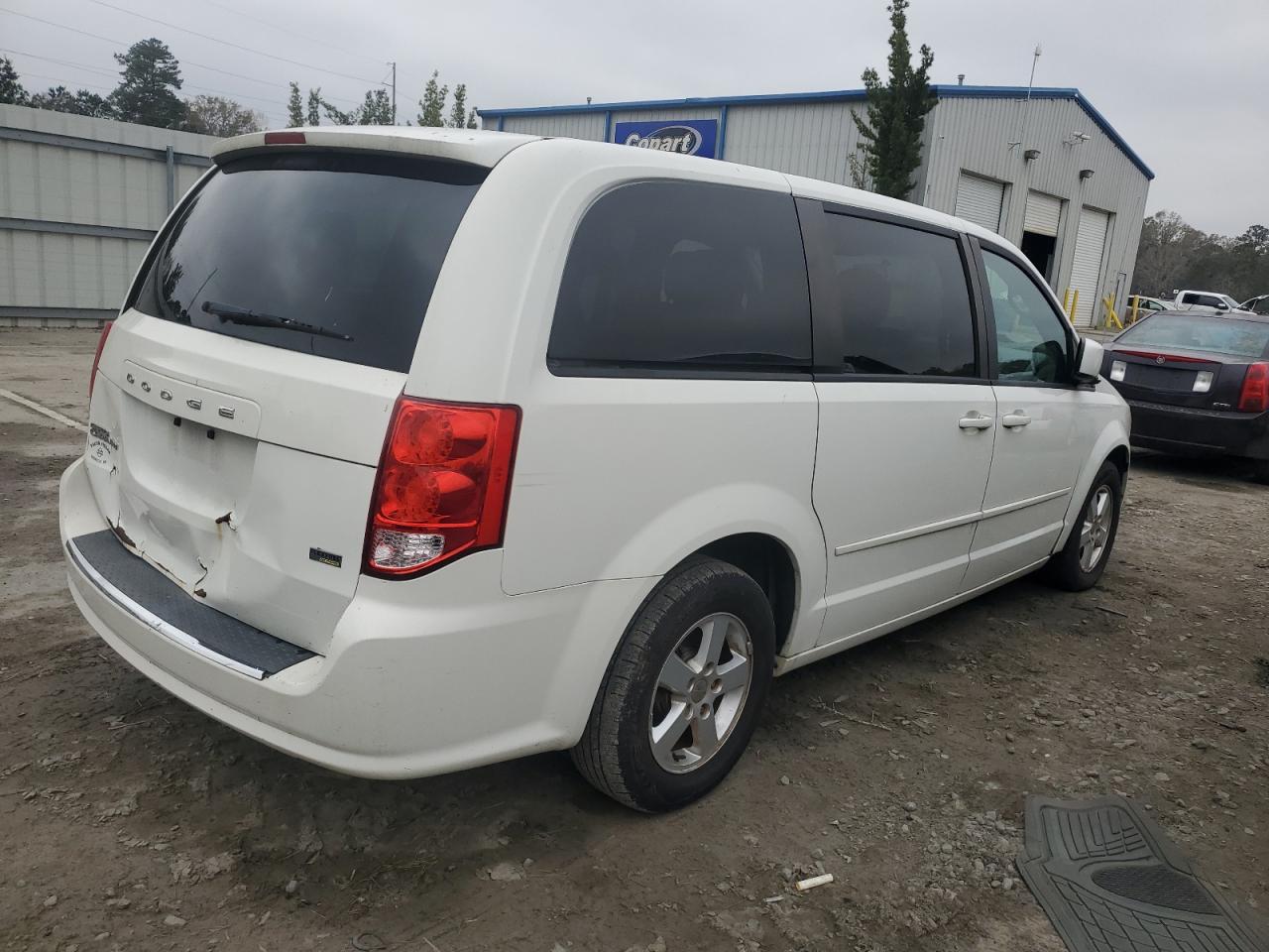 VIN 2C4RDGCGXDR528654 2013 DODGE CARAVAN no.3