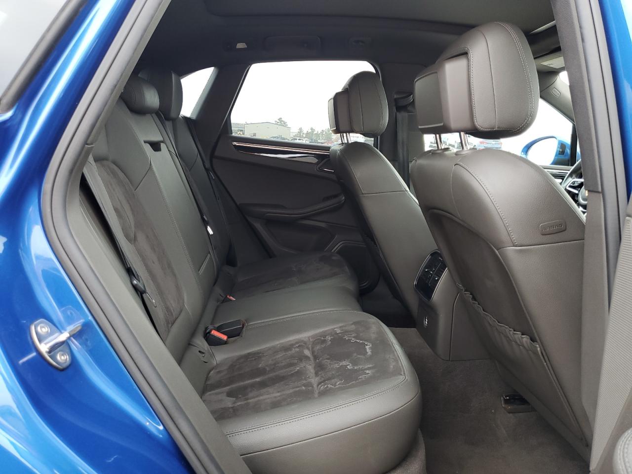 2018 Porsche Macan VIN: WP1AA2A52JLB21490 Lot: 85235134