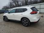 2017 Nissan Rogue Sv na sprzedaż w Franklin, WI - Front End