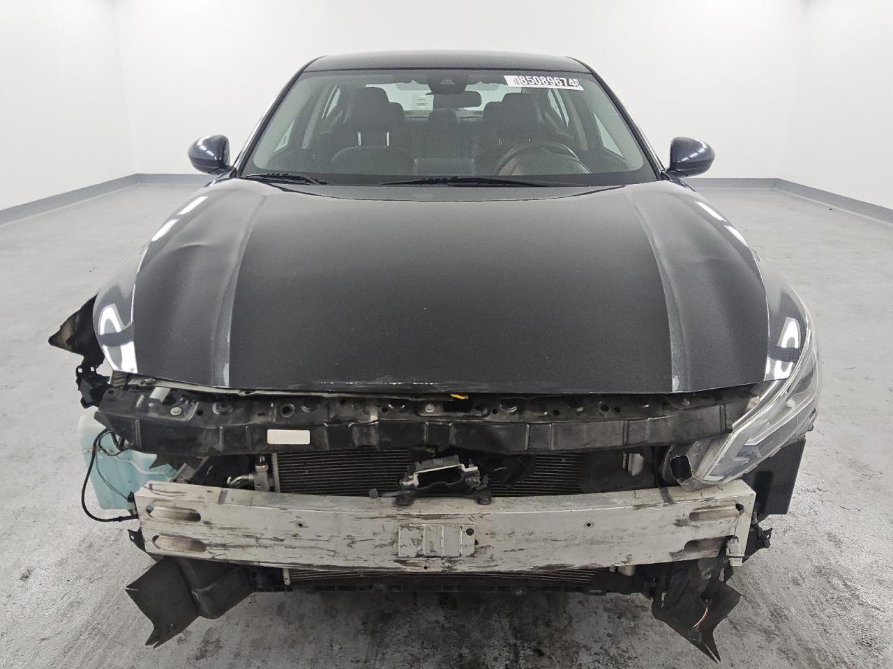 2021 Nissan Altima - Image 5