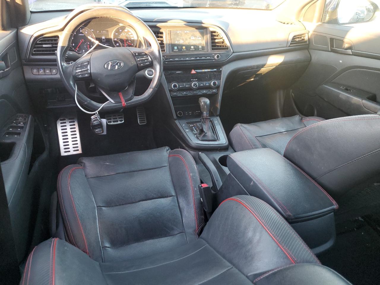 2020 Hyundai Elantra - Image 8