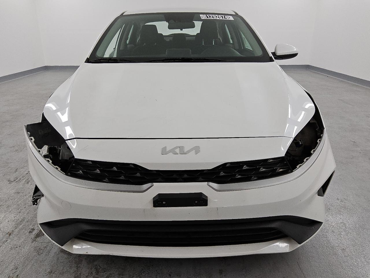 VIN 3KPF24AD8NE464441 2022 KIA FORTE no.5