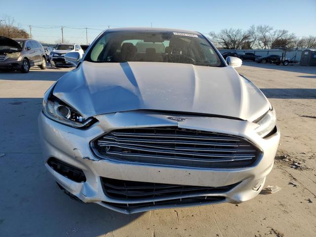  FORD FUSION 2016 Srebrny