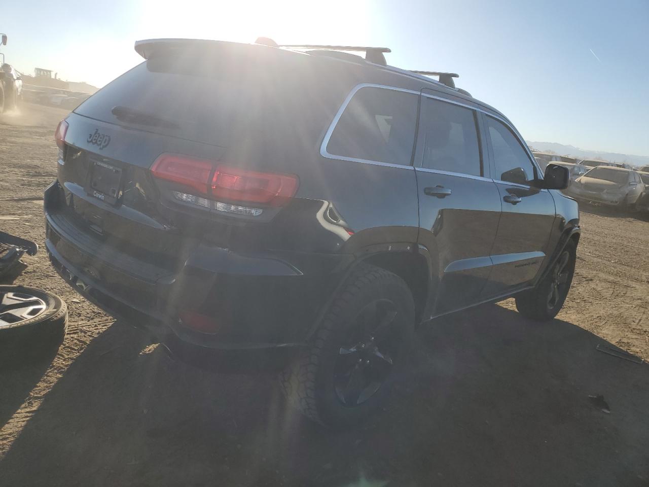 2015 Jeep Grand Cherokee - Image 3