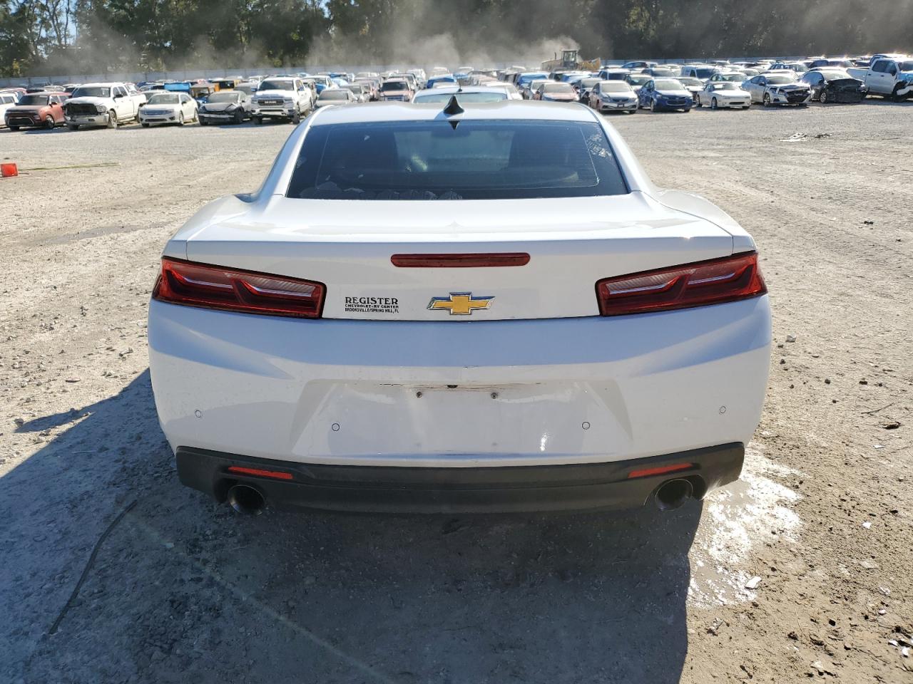 2018 Chevrolet Camaro - Image 6