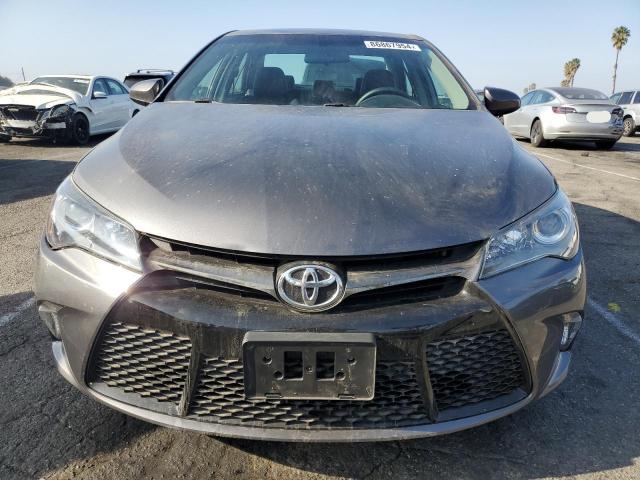  TOYOTA CAMRY 2017 Szary