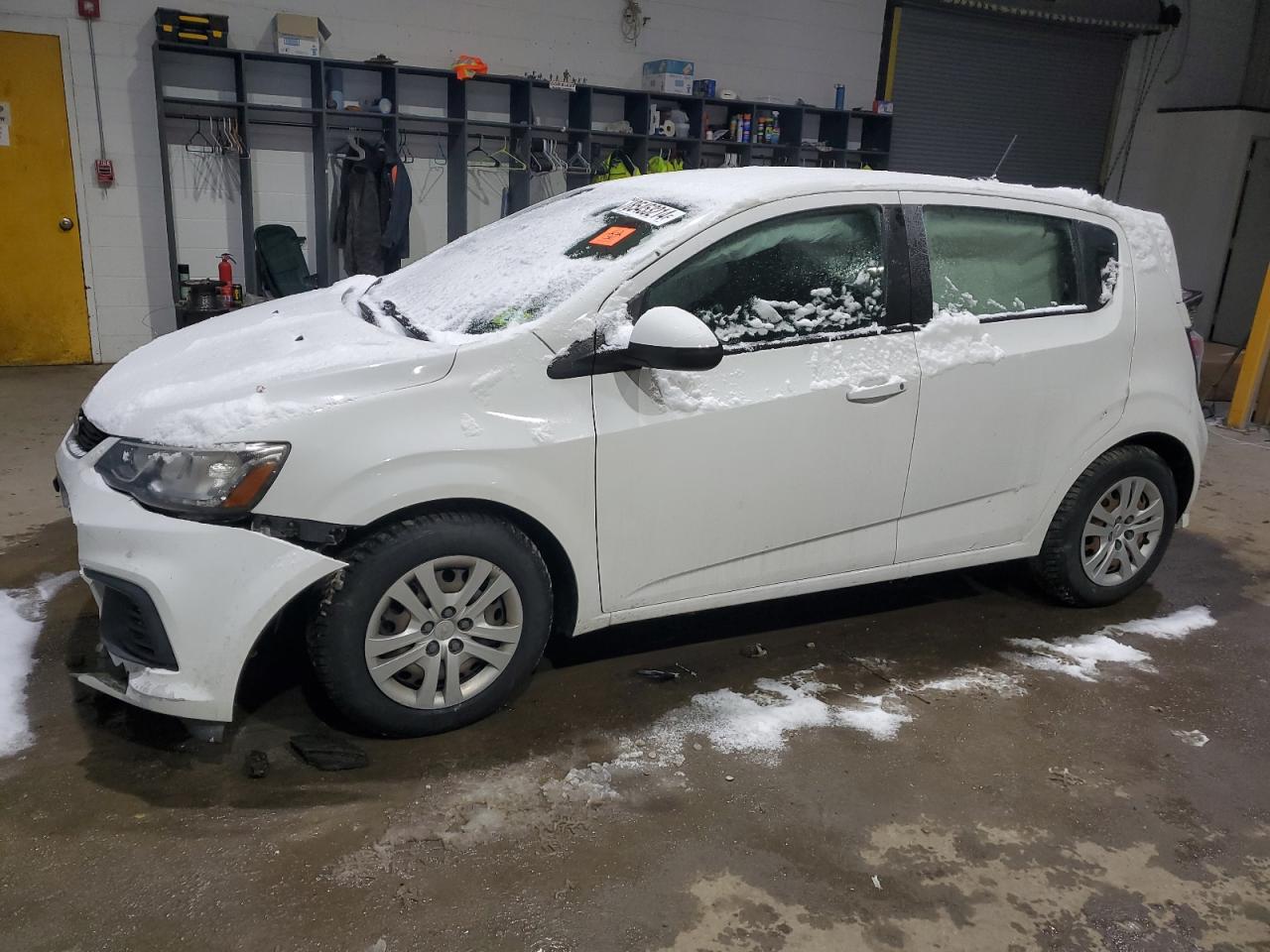 Candia, NH에서 판매 중인 2017 Chevrolet Sonic - Front End