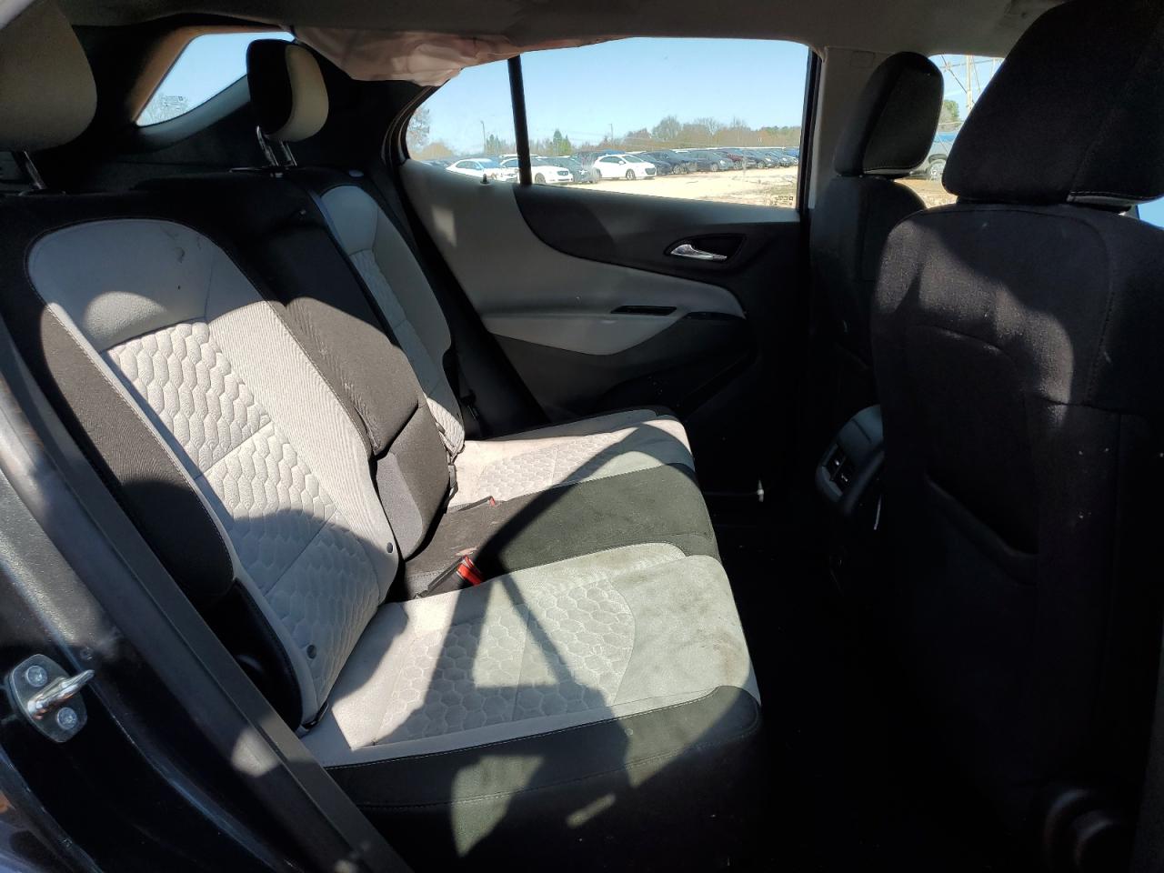 2020 Chevrolet Equinox - Image 11