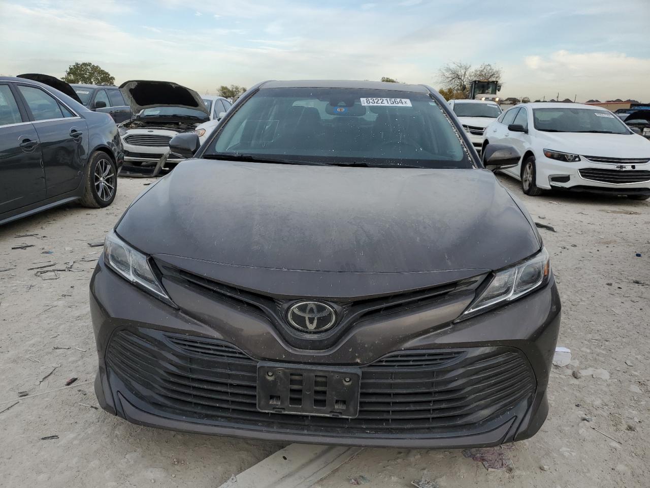 VIN 4T1B11HK7JU548391 2018 TOYOTA CAMRY no.5