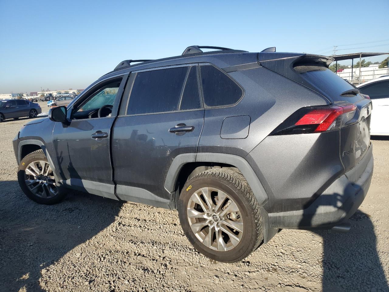 2021 Toyota RAV 4 - Image 2