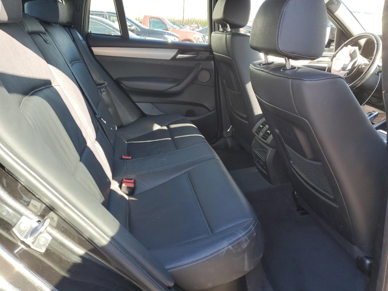 2017 BMW X4 - Image 11