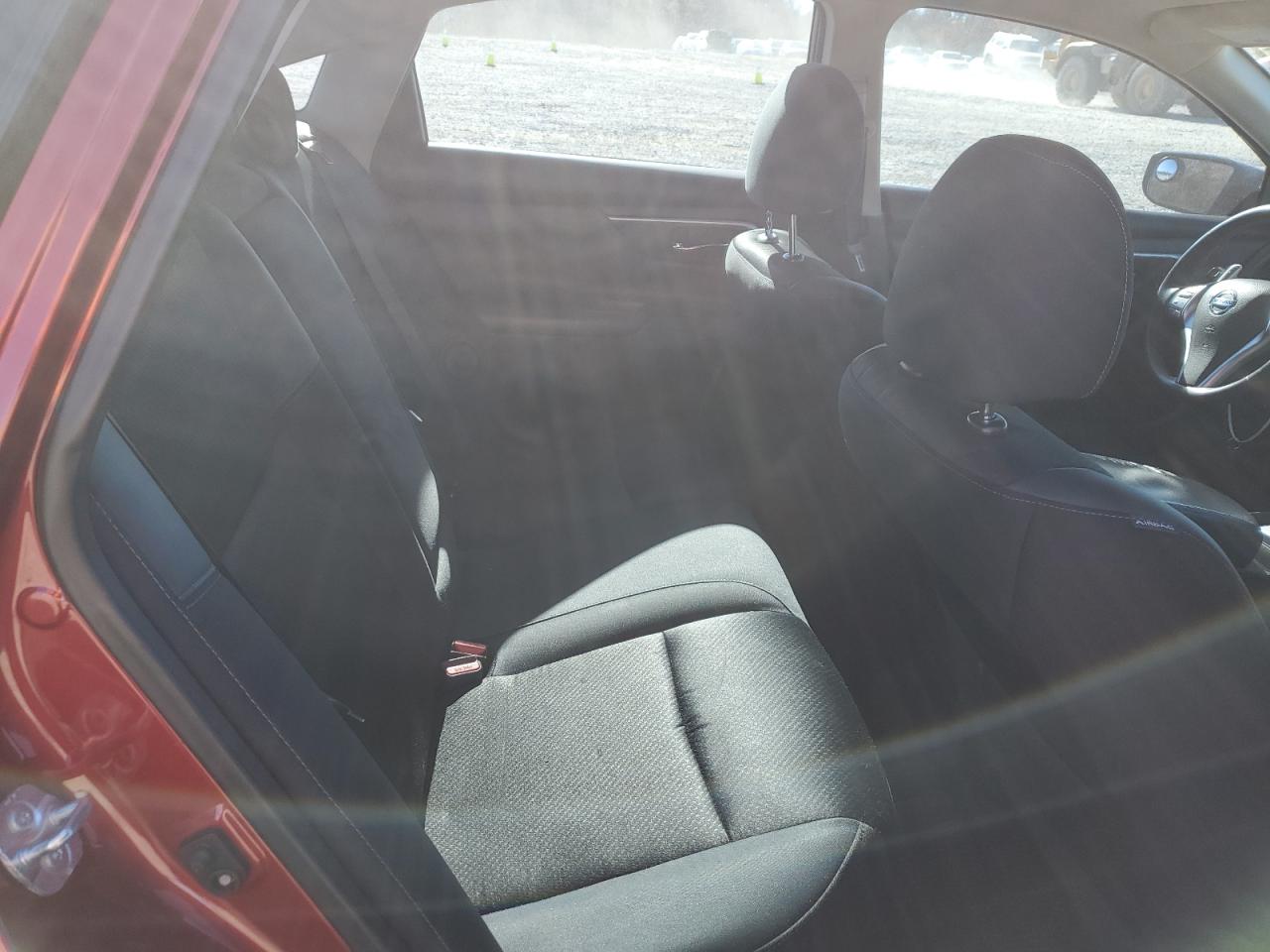 2018 Nissan Altima - Image 10
