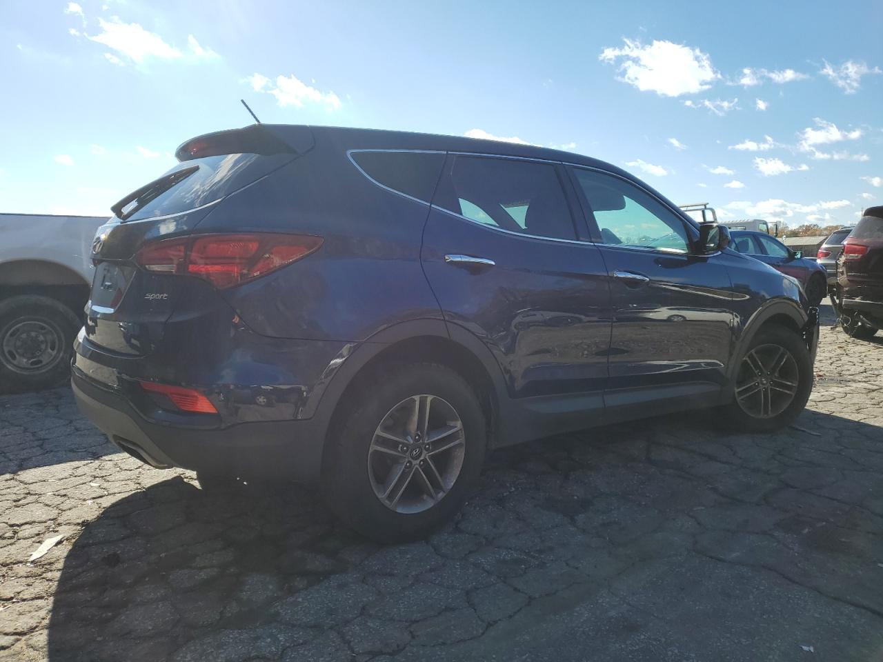 VIN 5XYZT3LB5JG561190 2018 HYUNDAI SANTA FE no.3