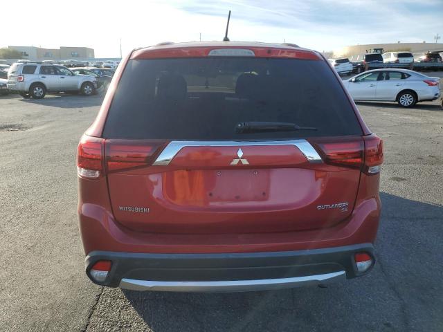 MITSUBISHI OUTLANDER 2016 Красный