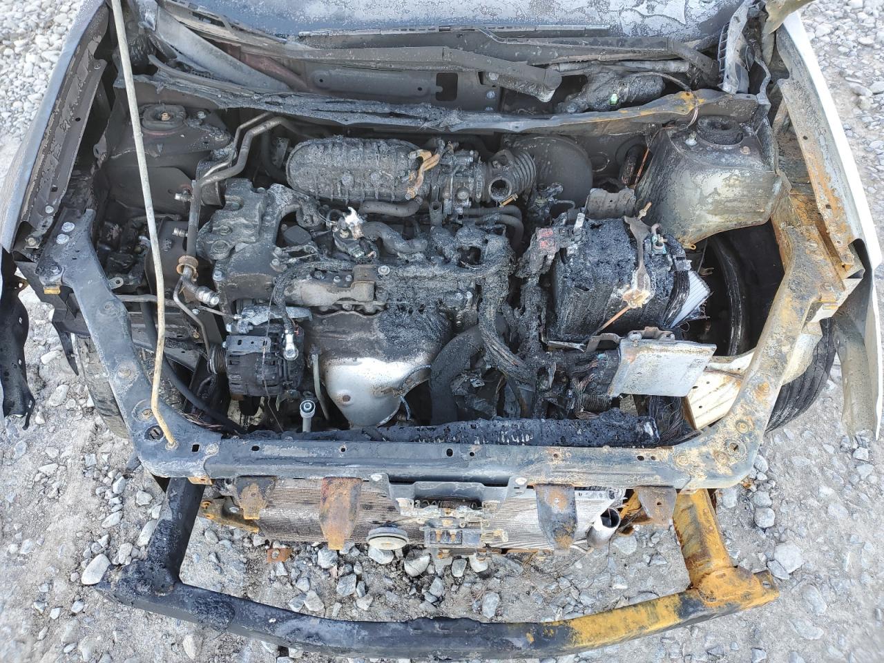 2012 Nissan Rogue - Image 12