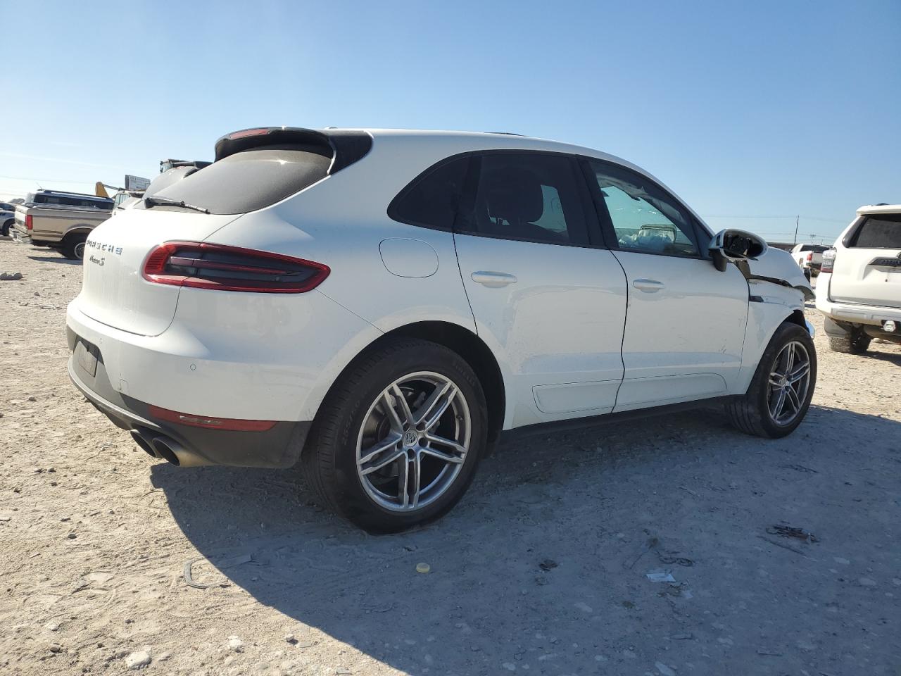 2018 Porsche Macan - Image 3