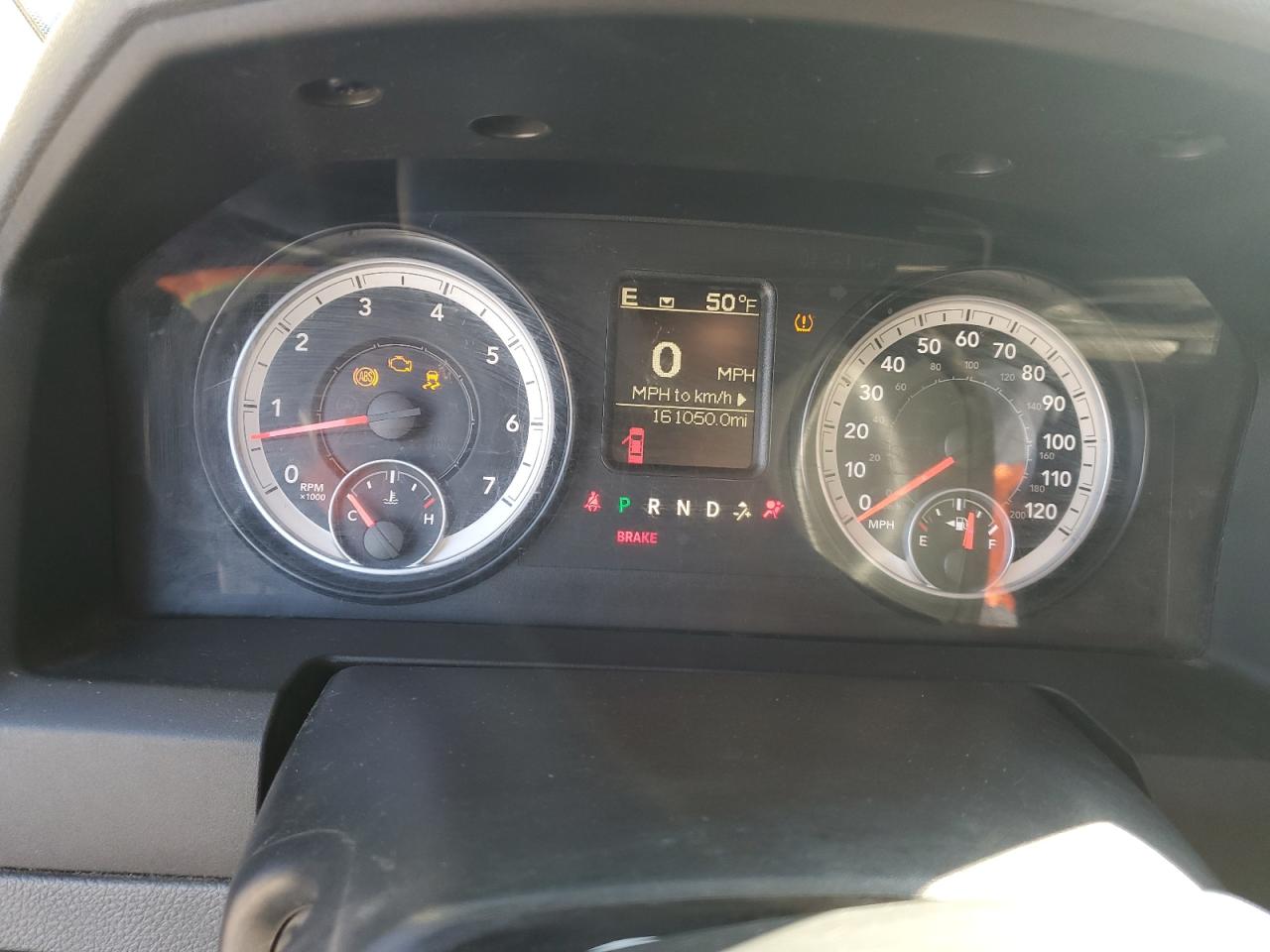 2014 RAM 1500 - Image 9