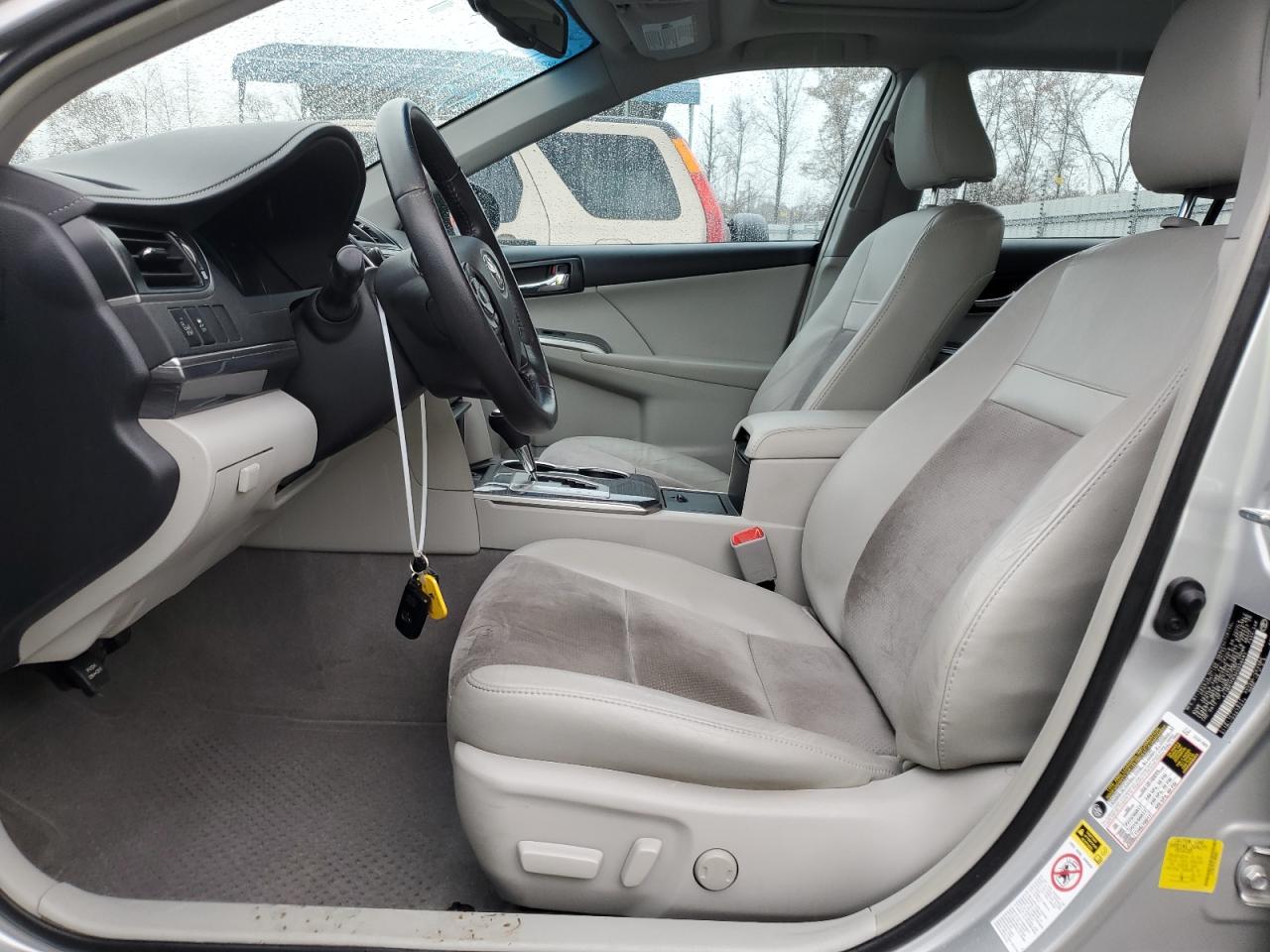 2012 Toyota Camry - Image 7