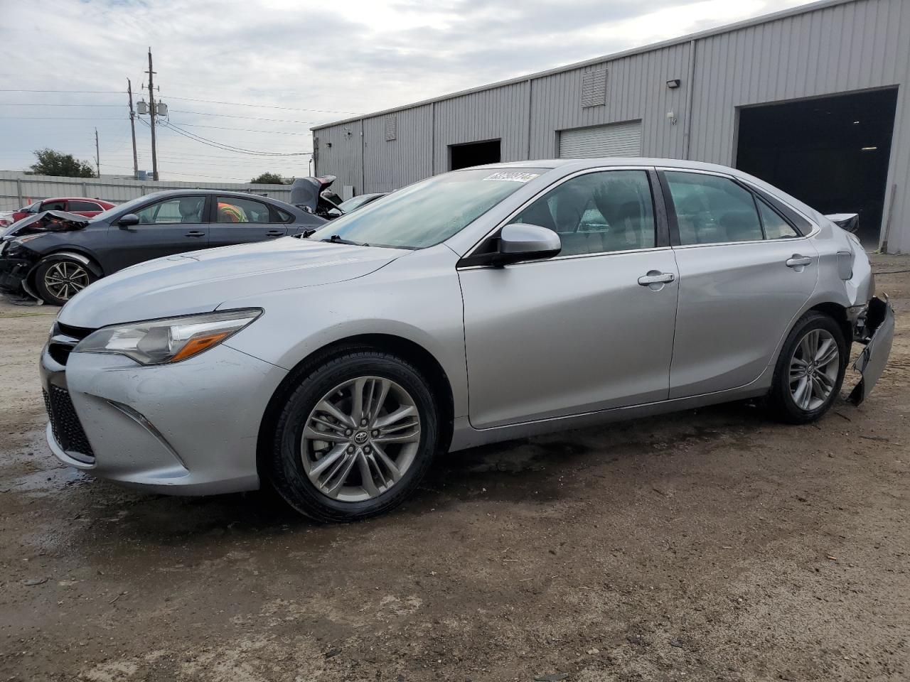 VIN 4T1BF1FKXGU167227 2016 TOYOTA CAMRY no.1