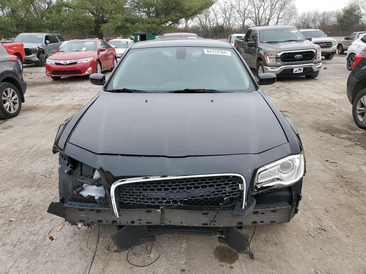2017 Chrysler 300 - Image 5