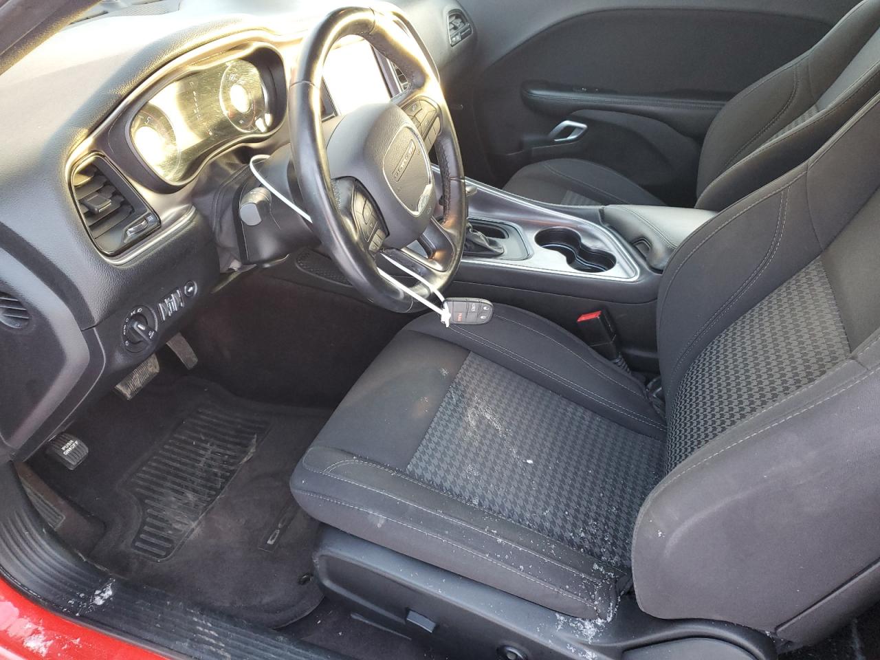 2017 Dodge Challenger - Image 7