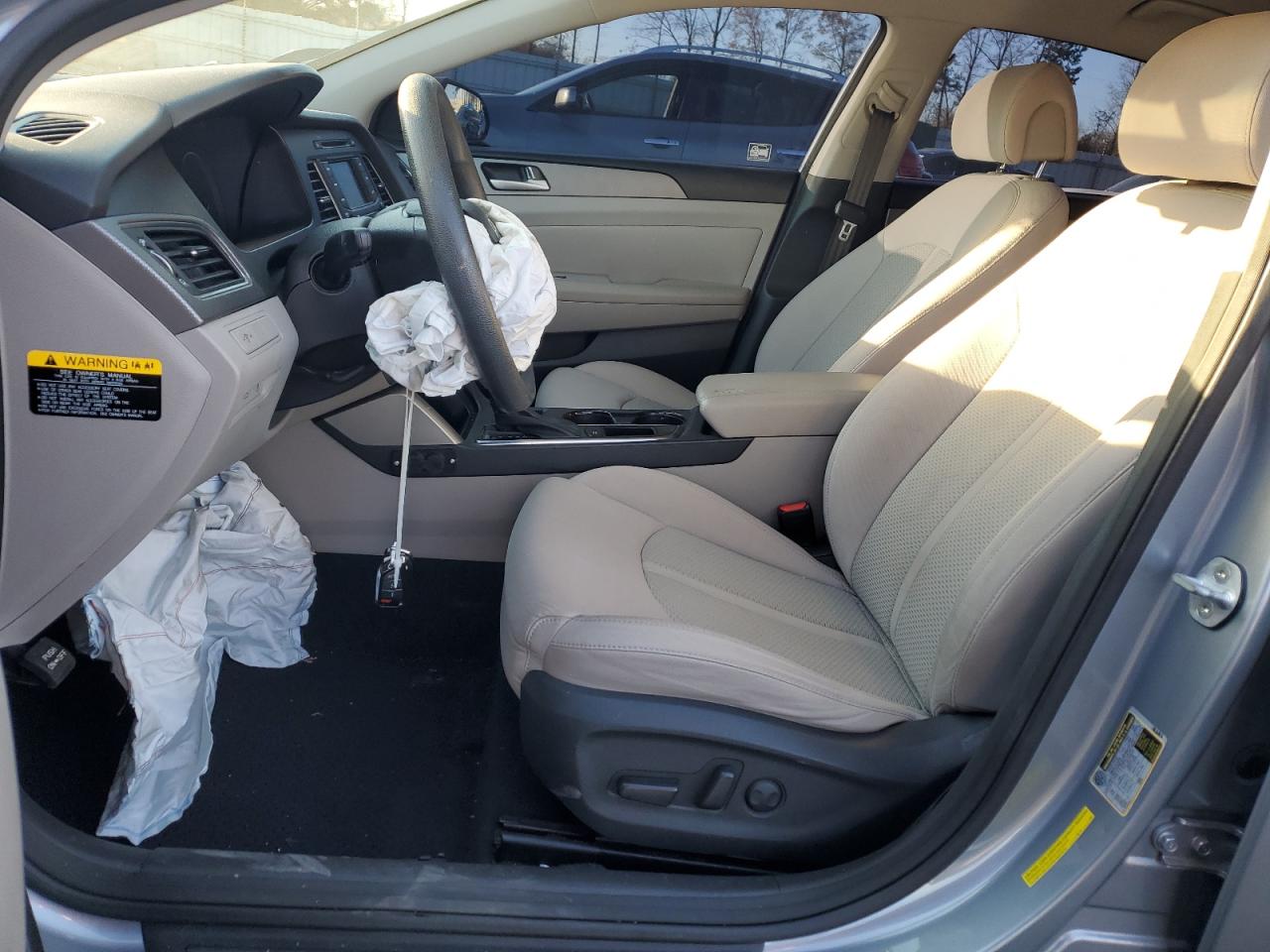 2015 Hyundai Sonata - Image 7