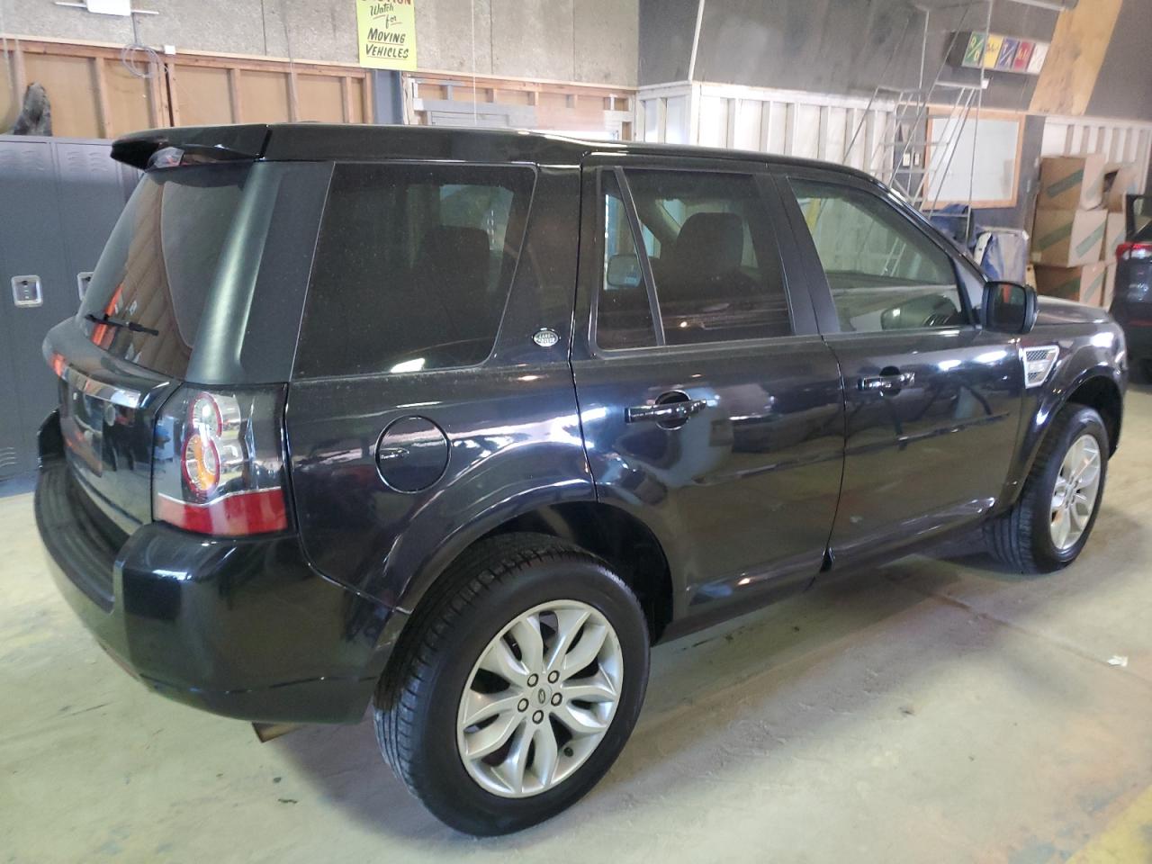 VIN SALFR2BG8DH345251 2013 LAND ROVER LR2 no.3