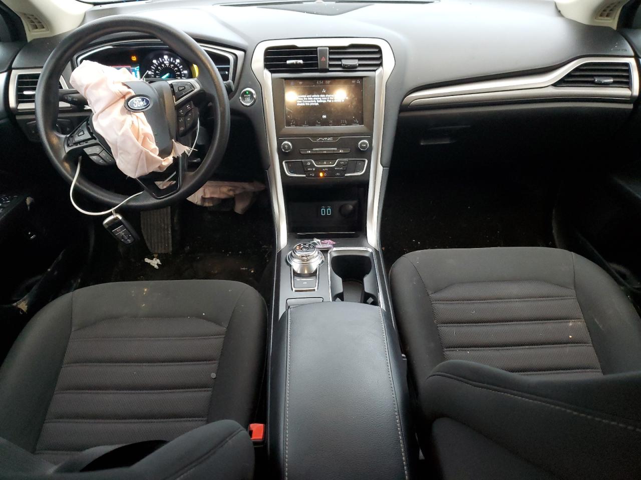 2019 Ford Fusion - Image 8