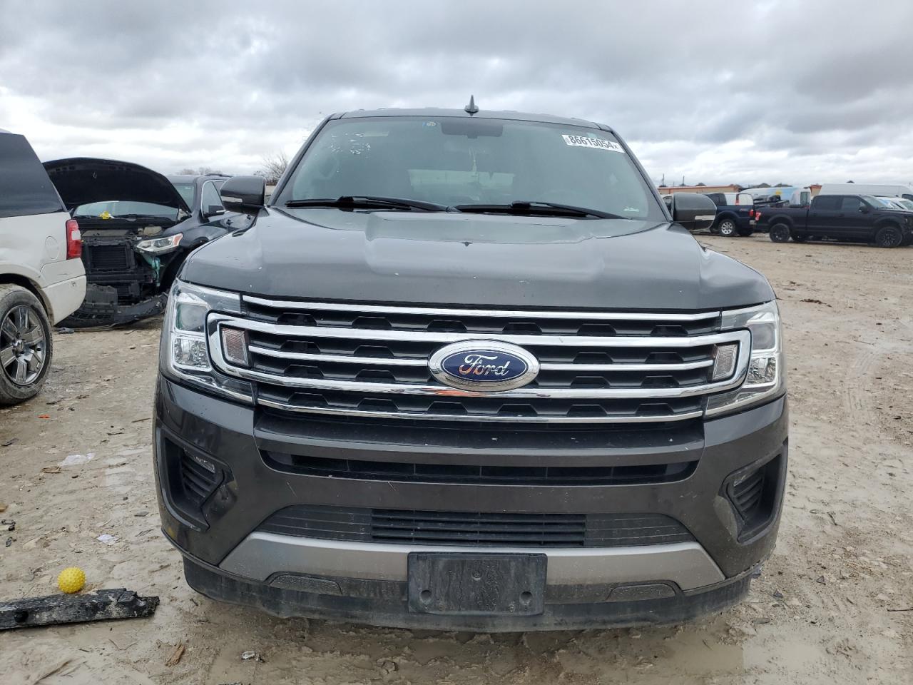 VIN 1FMJU1HT8JEA15181 2018 FORD EXPEDITION no.5