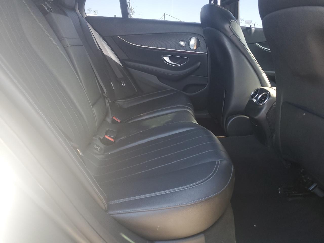 2017 Mercedes-Benz E-klasse - Image 10