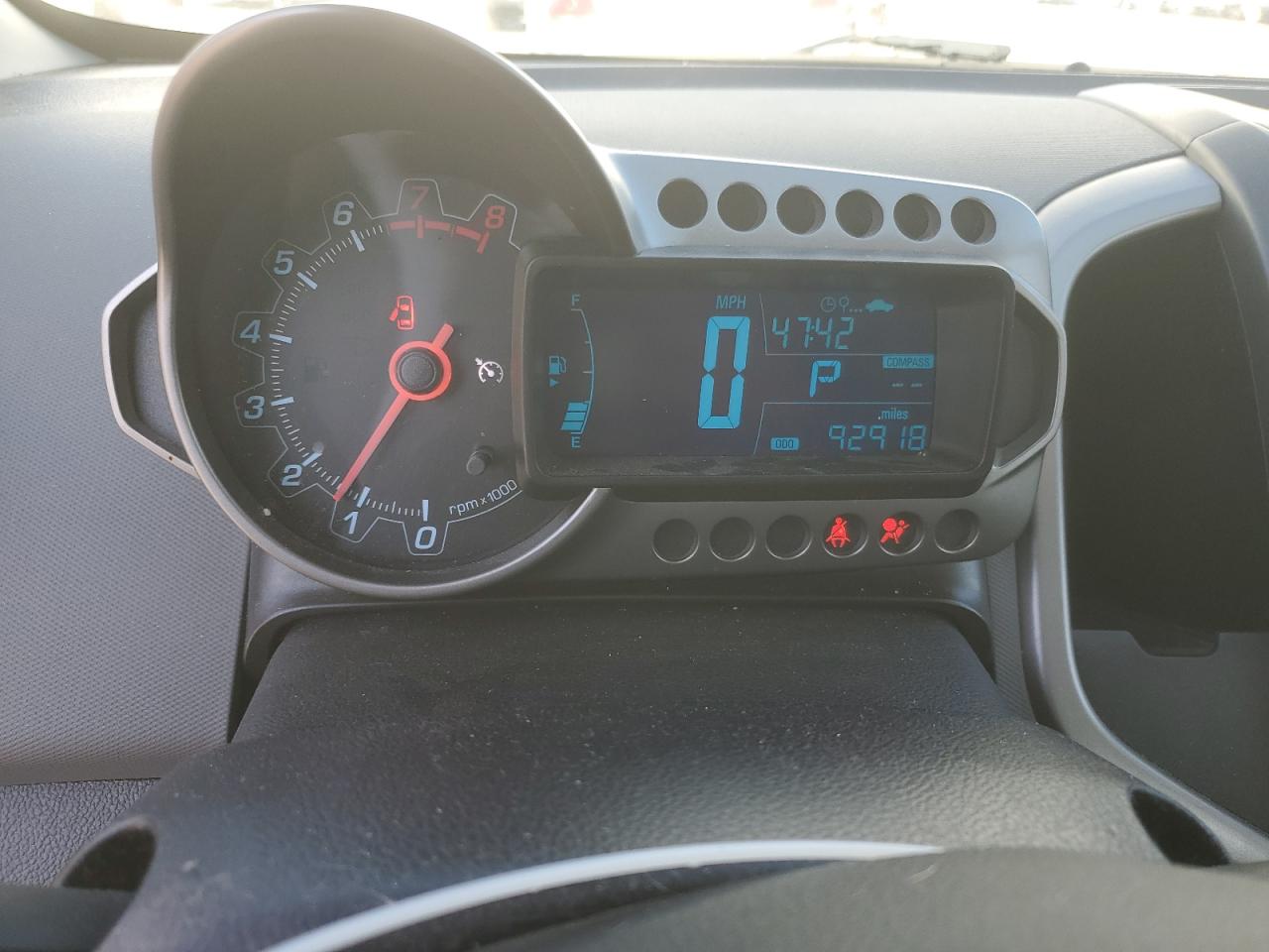 2016 Chevrolet Sonic - Image 9