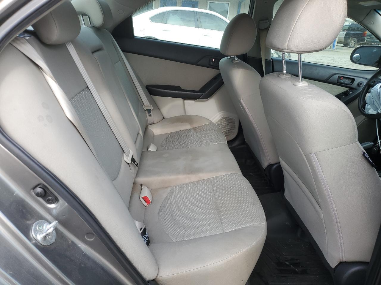 2012 Kia Forte - Image 10