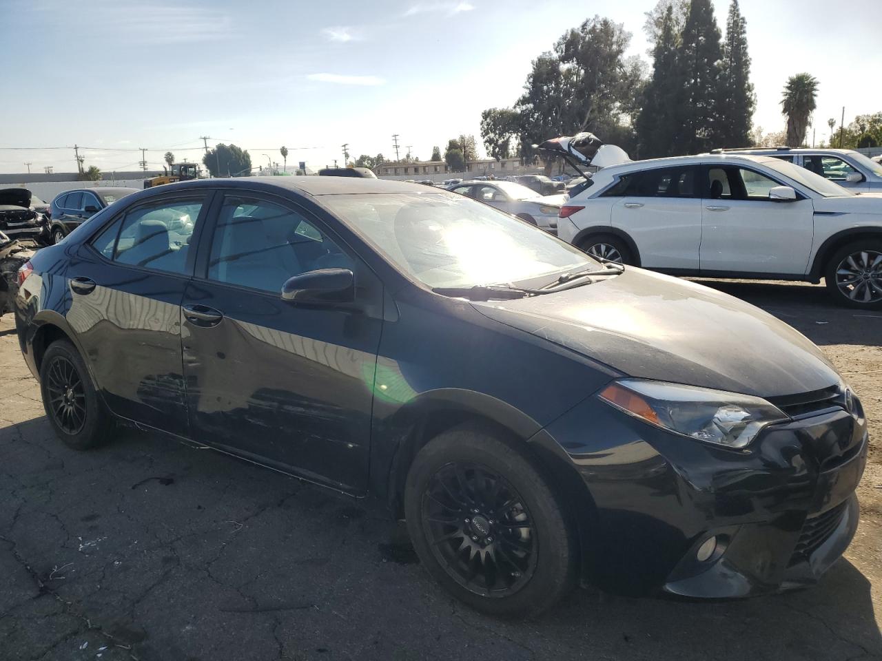 VIN 5YFBURHE0GP456078 2016 TOYOTA COROLLA no.4