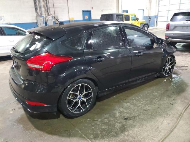  FORD FOCUS 2015 Czarny