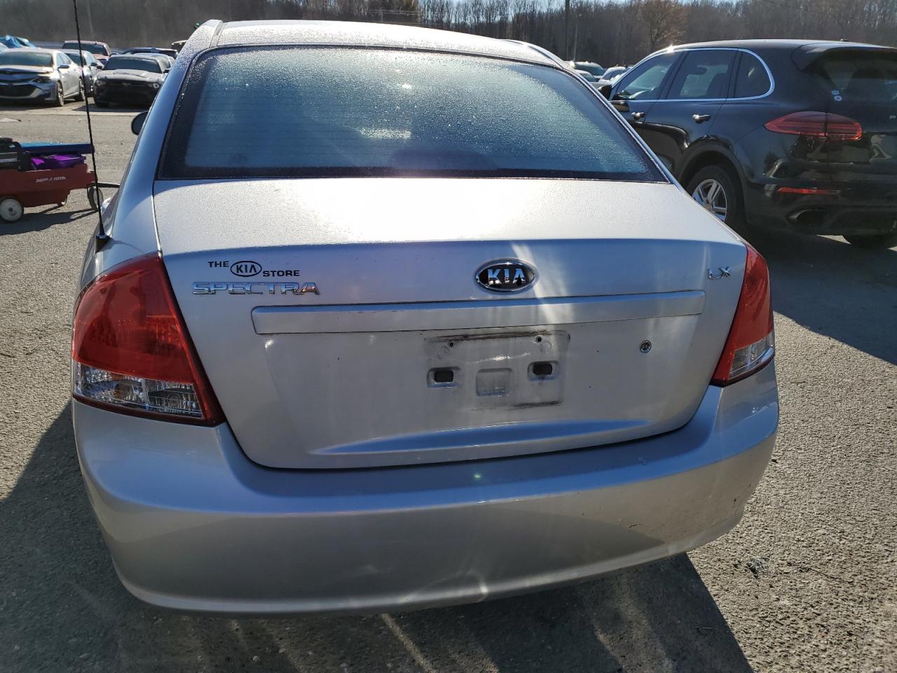 2009 Kia Spectra Ex VIN: KNAFE221395621890 Lot: 82296754