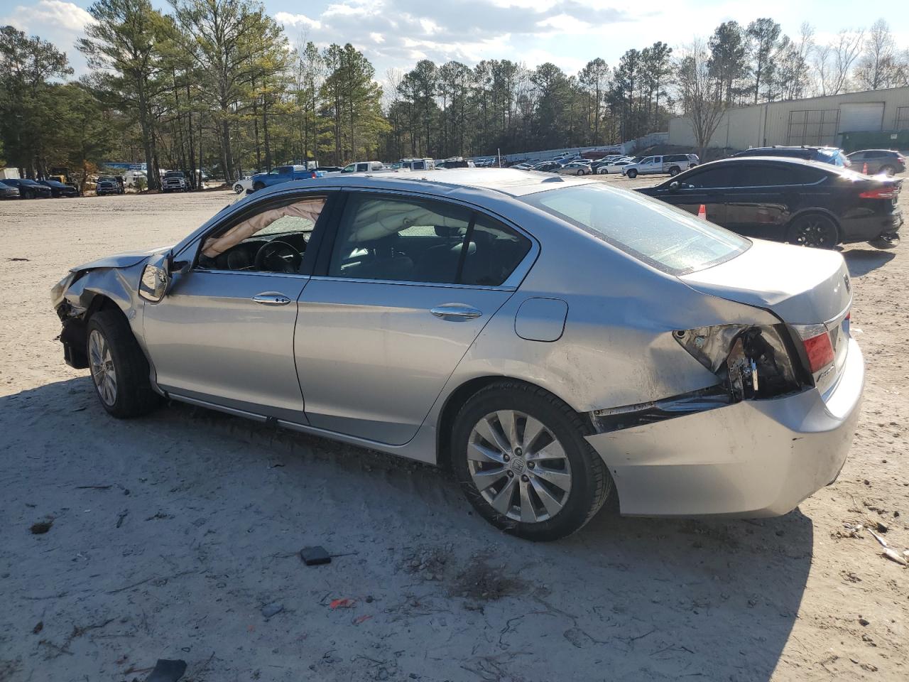 VIN 1HGCR3F87FA001183 2015 HONDA ACCORD no.2