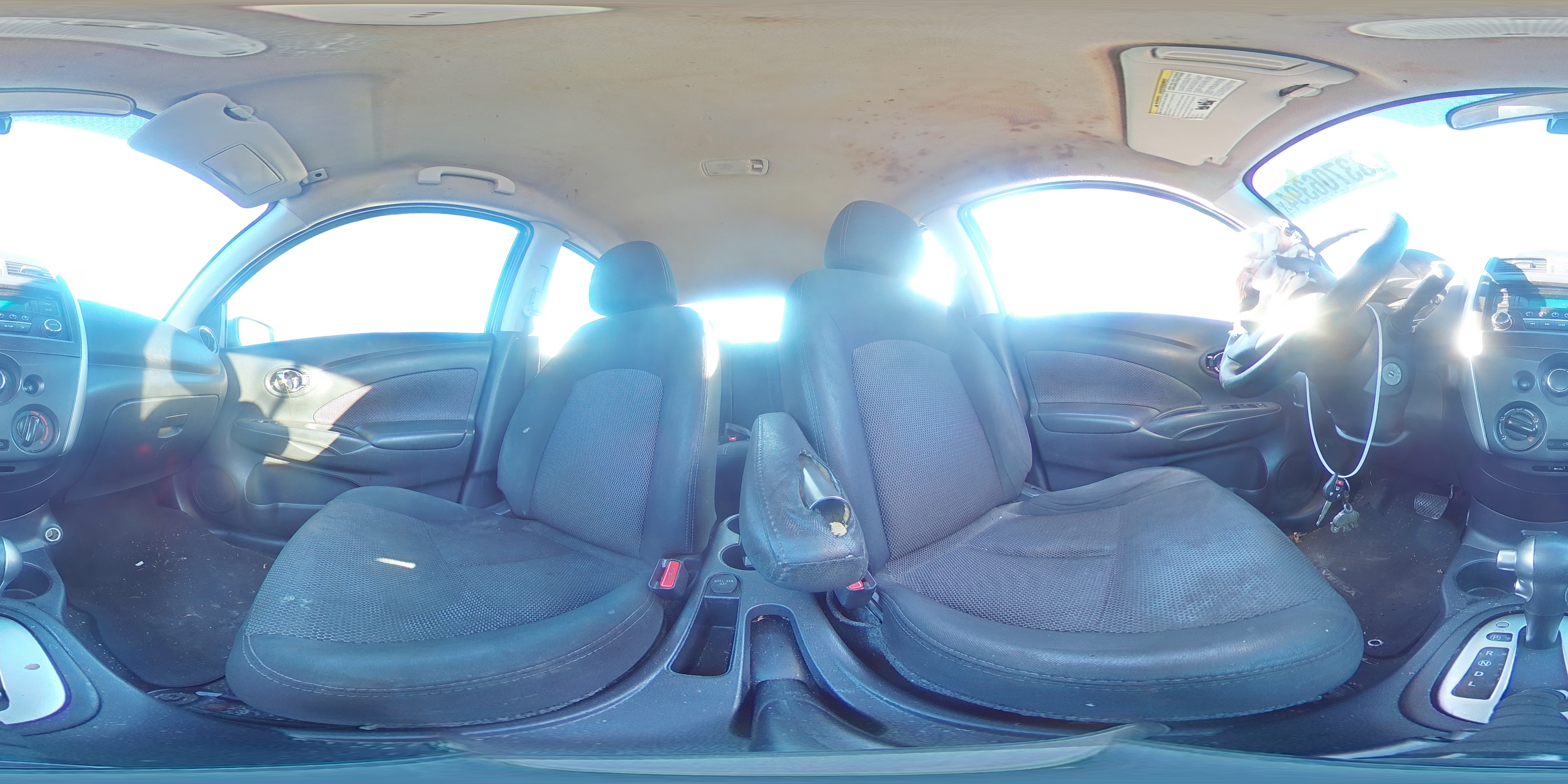 2017 Nissan Versa - Image 12