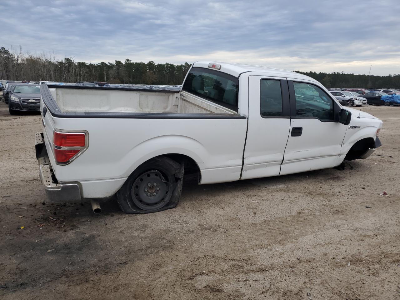 2014 Ford F-150 - Image 3