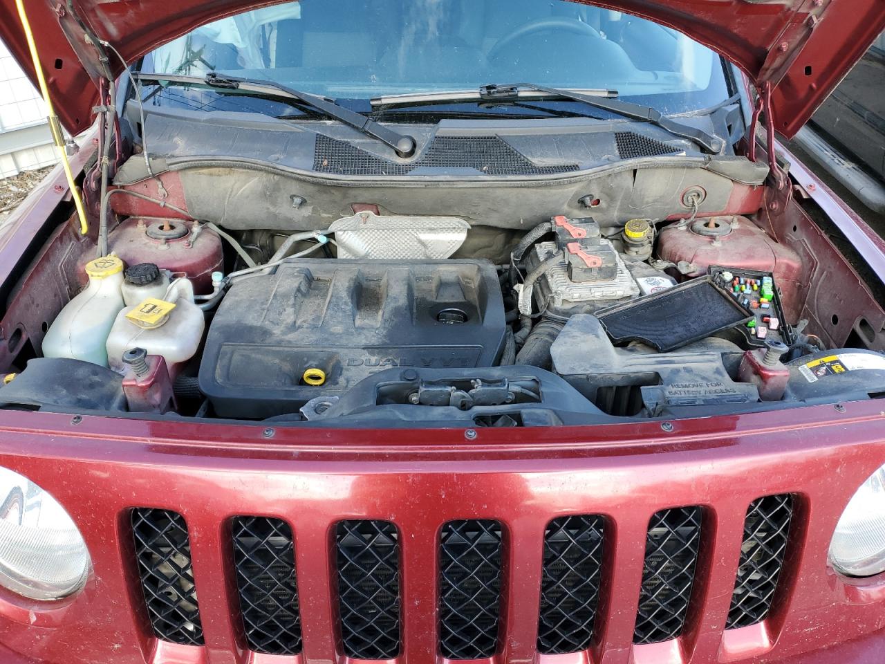 2015 Jeep Liberty (Patriot) - Image 11