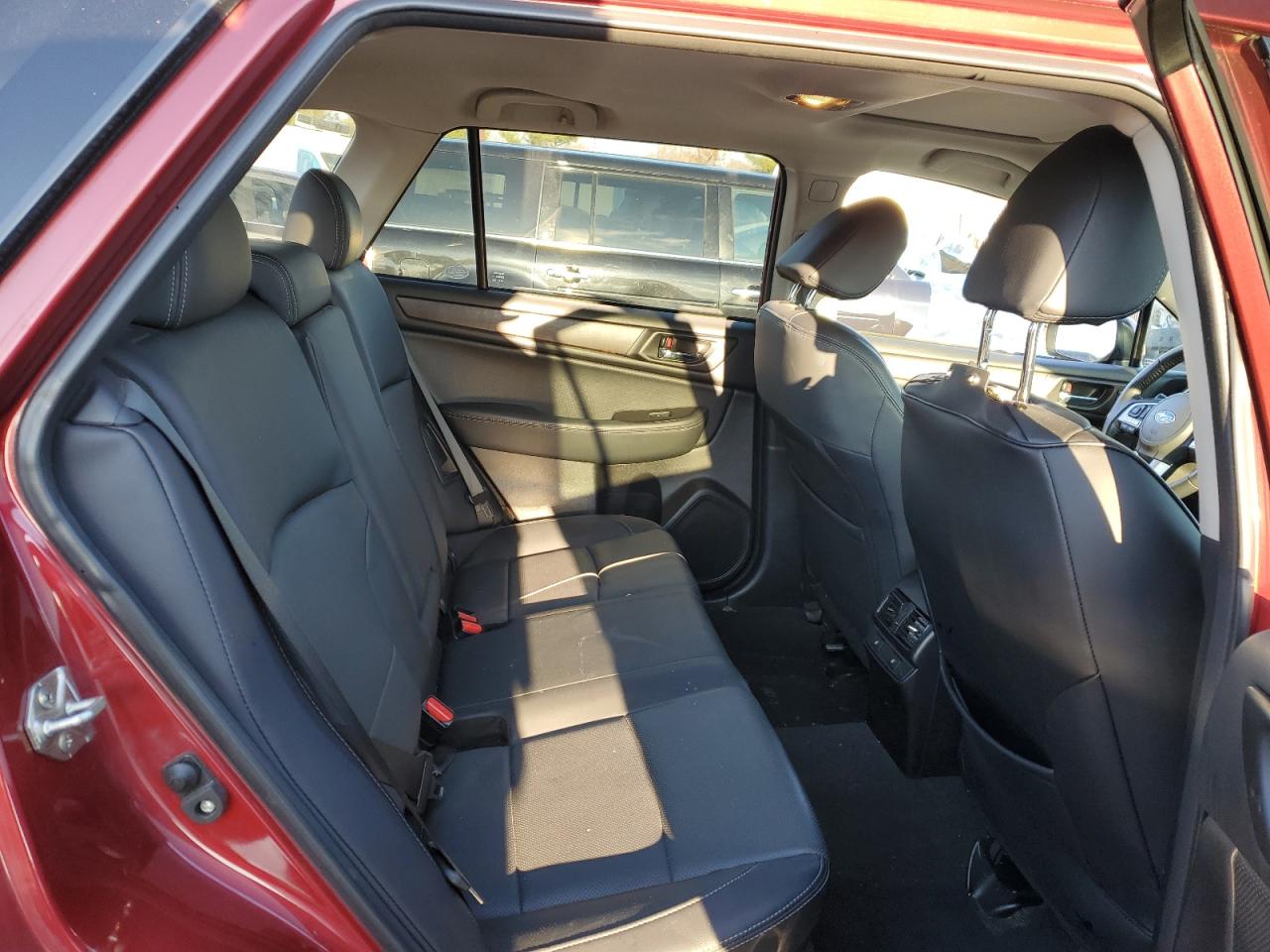 2017 Subaru Outback - Image 11