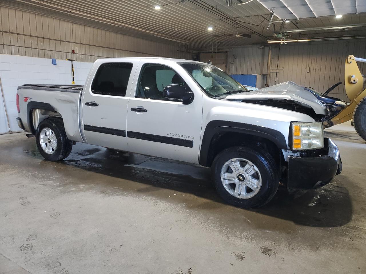 2012 Chevrolet Silverado - Image 4