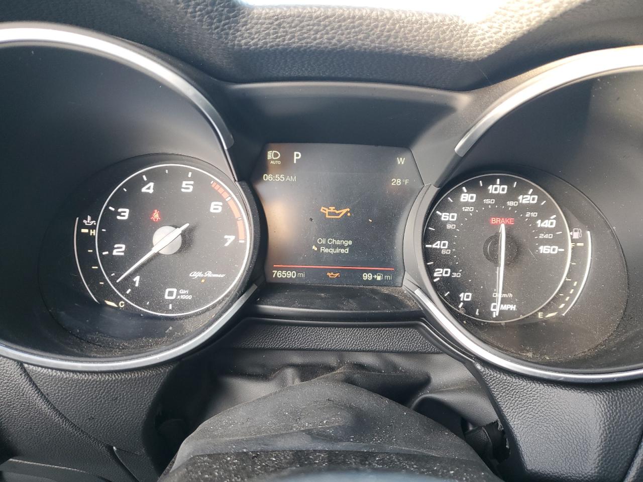 2018 Alfa Romeo Stelvio - Image 9