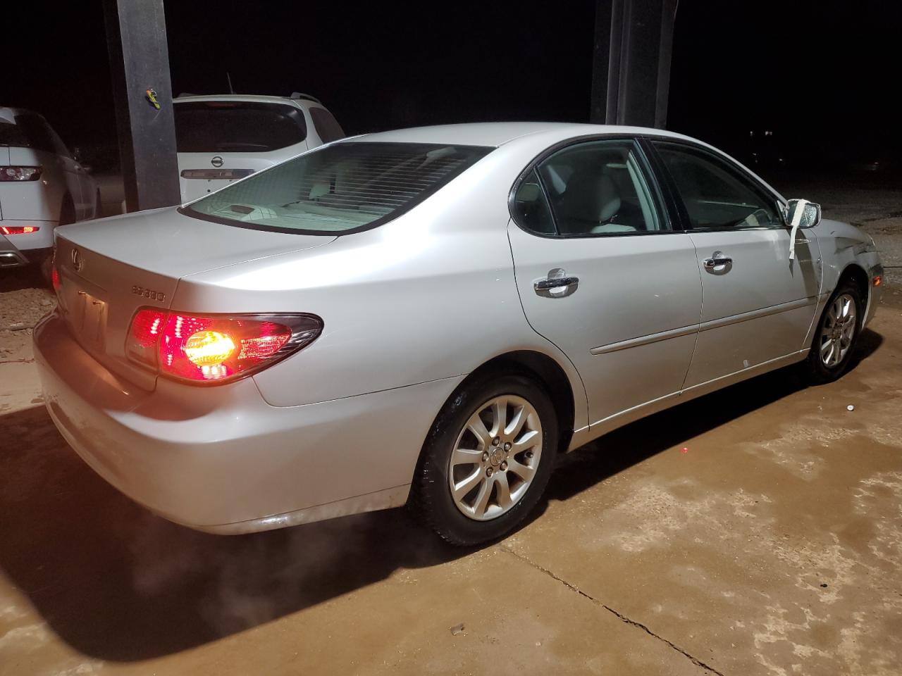 2004 Lexus ES - Image 3