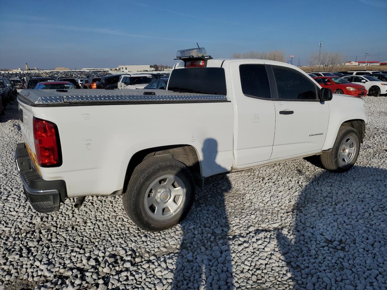 VIN 1GCHSBEA9N1188075 2022 CHEVROLET COLORADO no.3