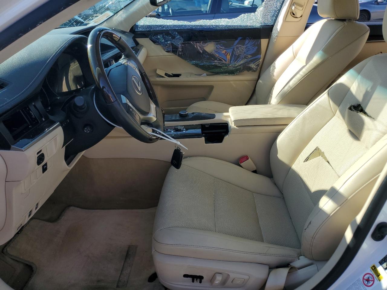 2014 Lexus ES - Image 7